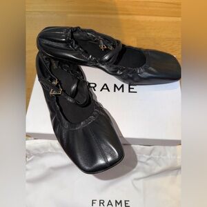 Frame Le Mary Jane Leather Ballet Flats in size 41.5 (11)